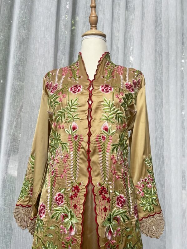 Golden Rosewood Sultanah Kebaya - Image 2