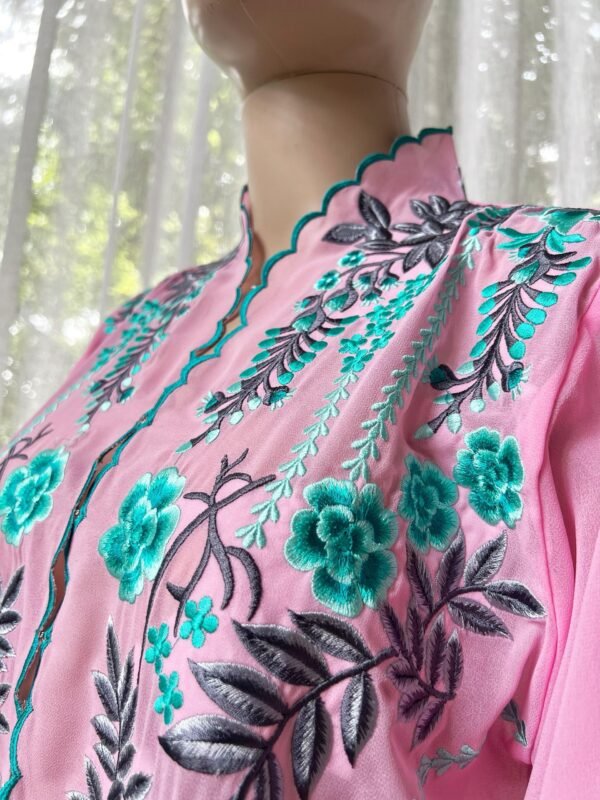 Rosy Mint Sultanah Kebaya