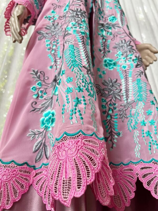 Rosy Mint Sultanah Kebaya - Image 3