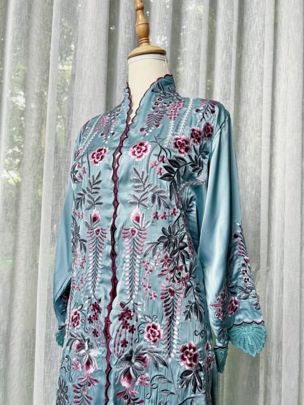Aqua Merlot Sultanah Kebaya - Image 2