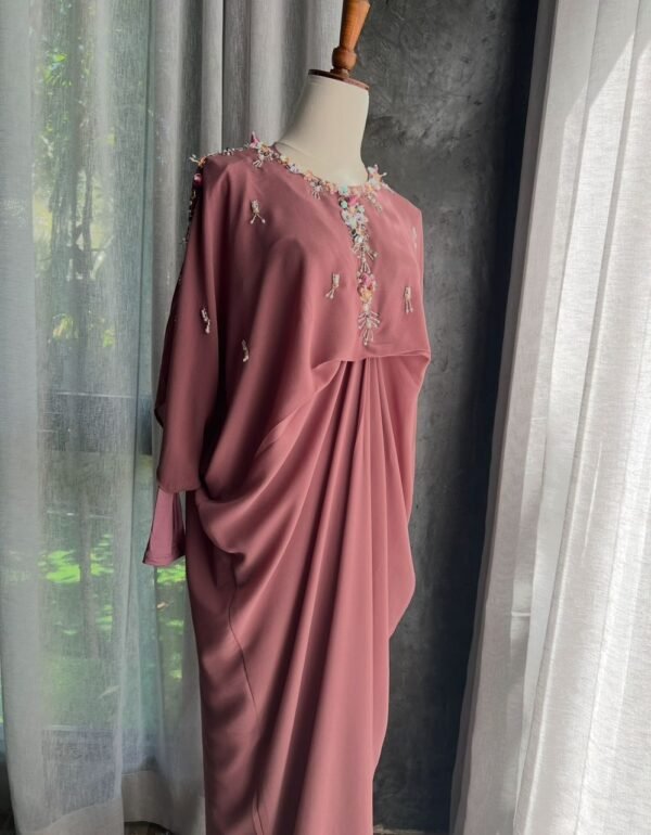 Warm Rosewood Abaya - Image 2