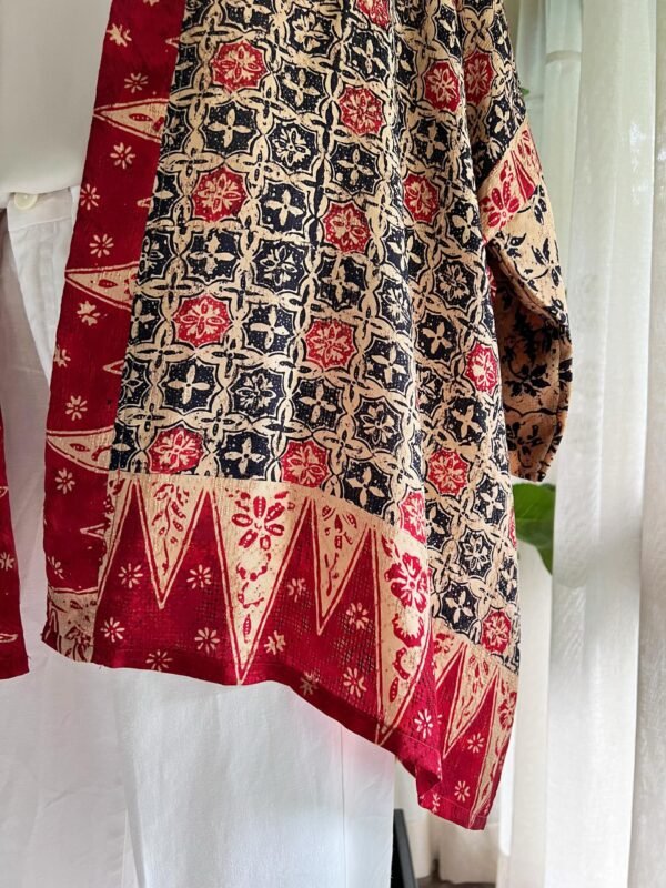 Black Red Refined Cardigan - Image 5