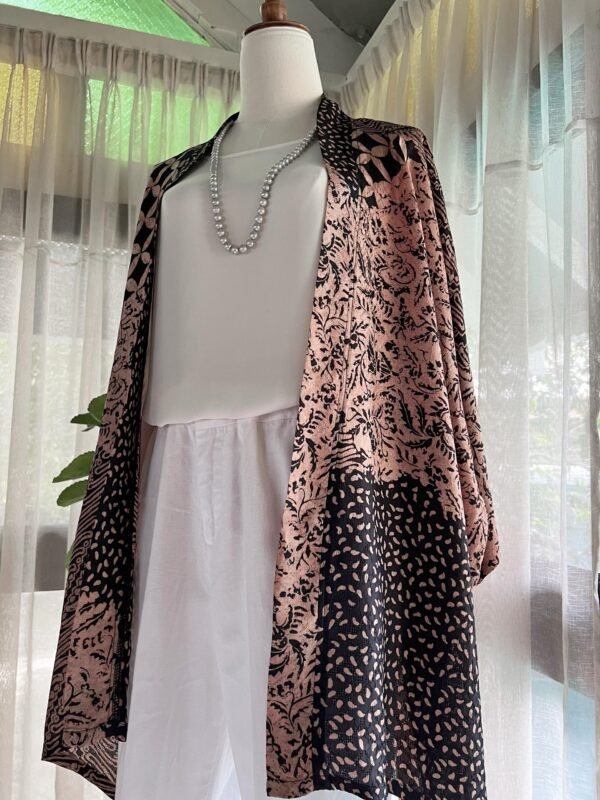 Black Refined Cardigan - Image 5