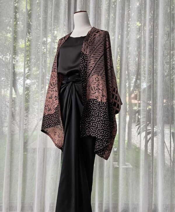 Rustic Black 3-Piece Batik - Image 7