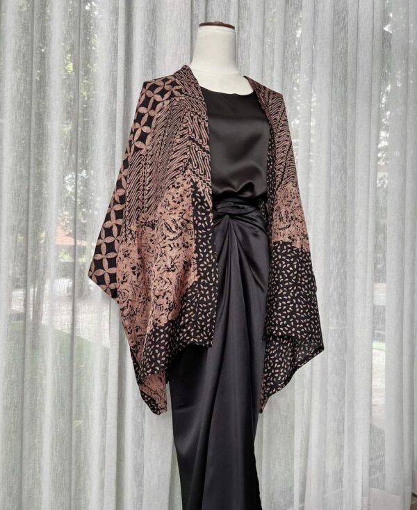 Rustic Black 3-Piece Batik - Image 5