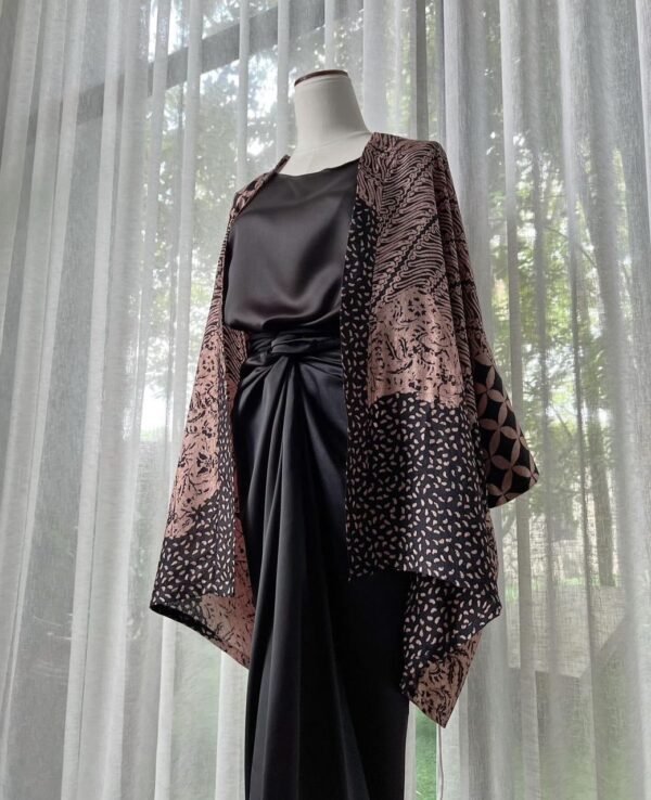 Rustic Black 3-Piece Batik - Image 2