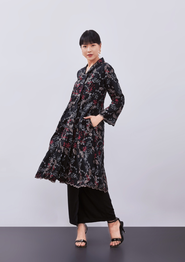 Kebarung 1980 | Black - Image 2