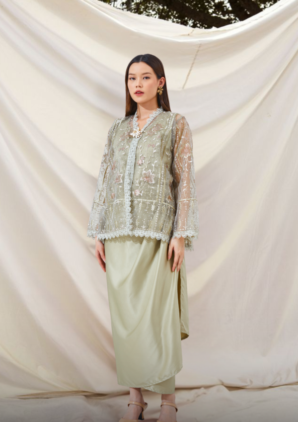 Bunga Green Kebaya (PREORDER) - Image 4